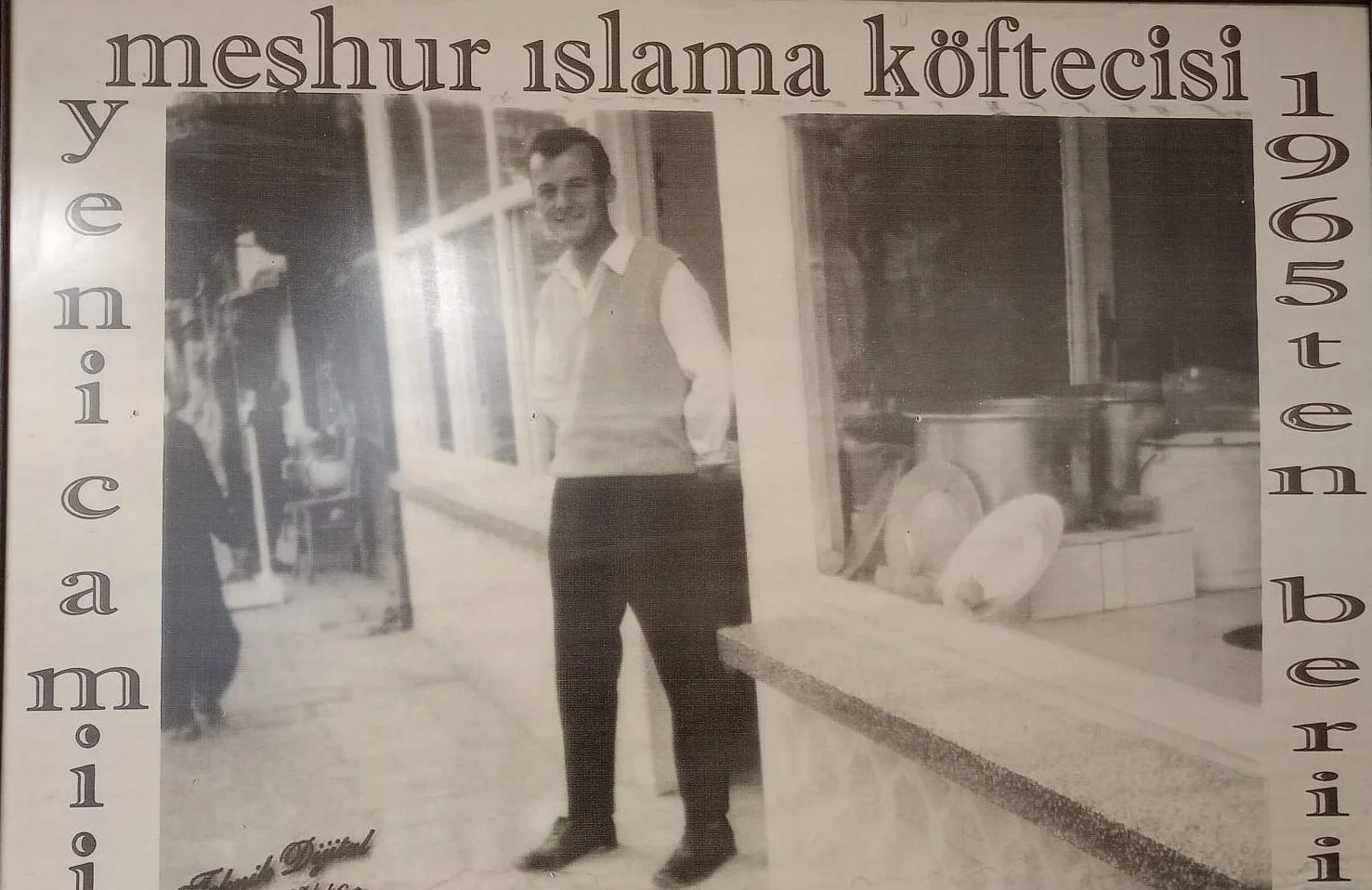 Meşhur Yeni Cami İslama Köftecisi